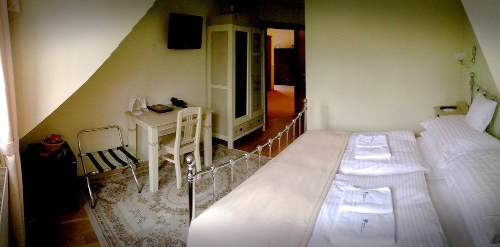 Hotel Bojnicky Vinny Dom Bojnice Buitenkant foto