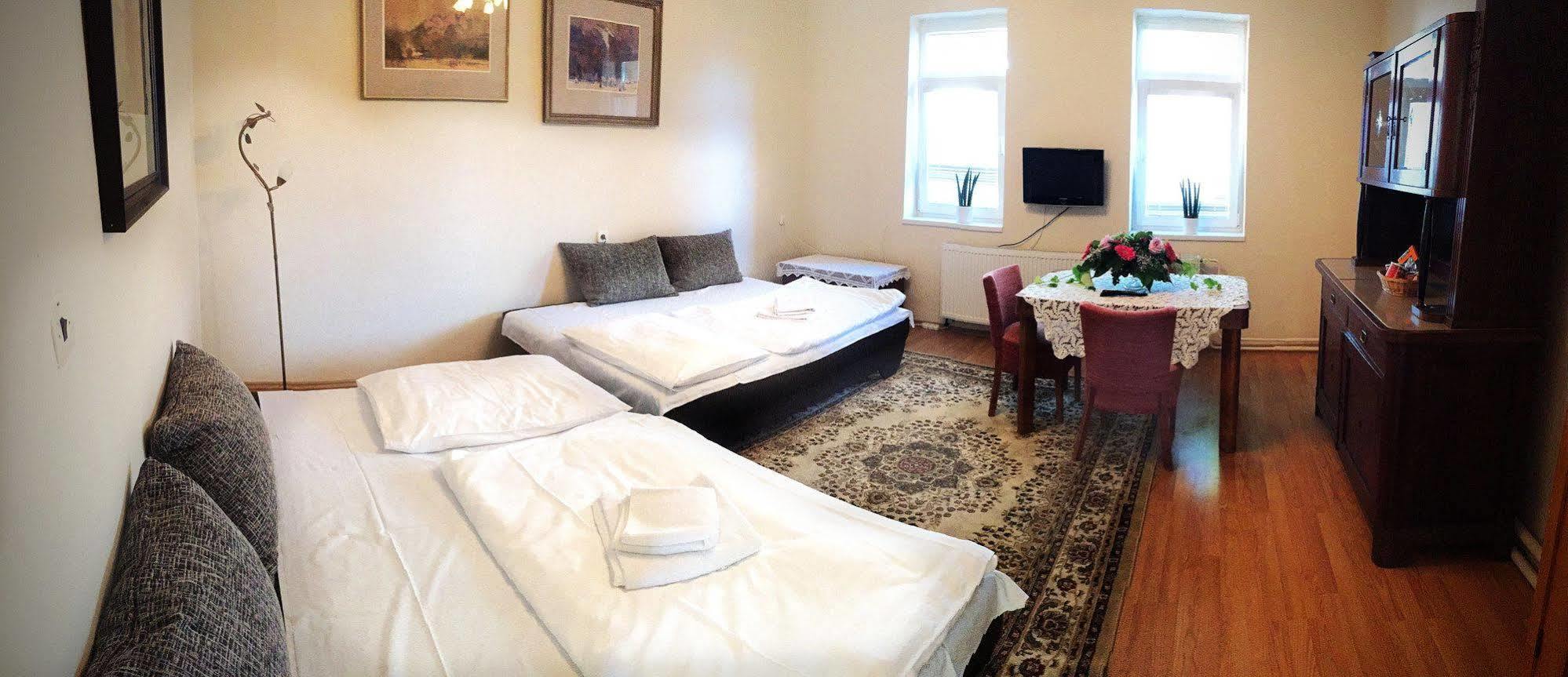 Hotel Bojnicky Vinny Dom Bojnice Buitenkant foto
